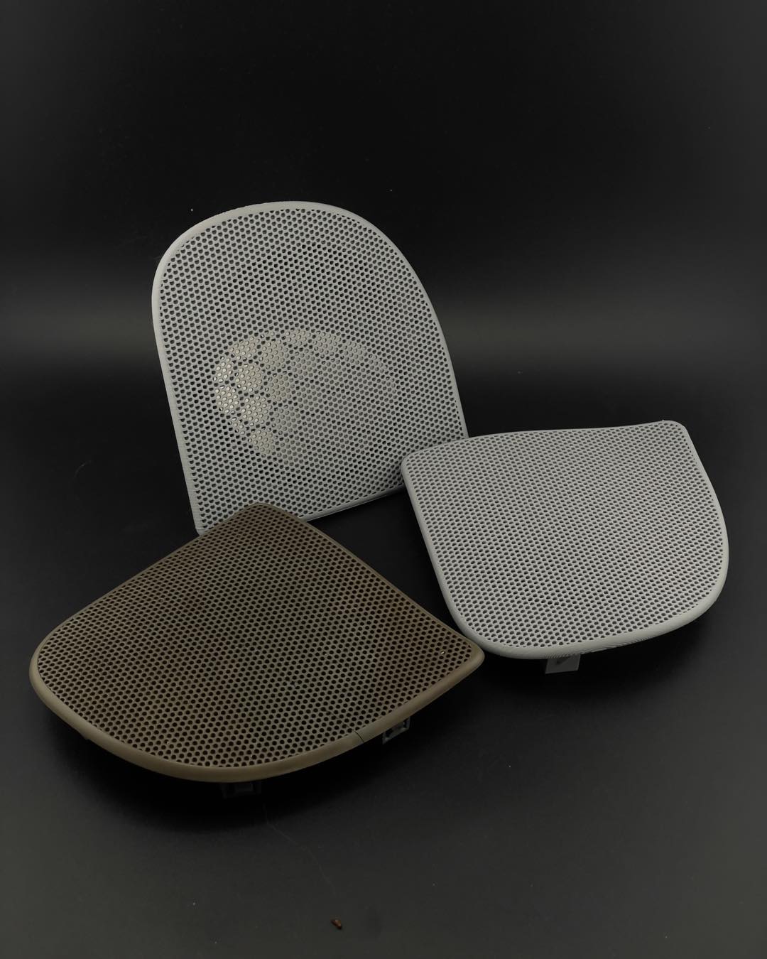 Caches haut - parleurs sur mesure pour Twingo - Aito3D